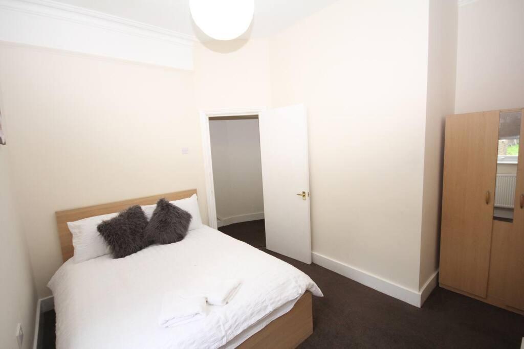 Willesden Lodge London Ngoại thất bức ảnh